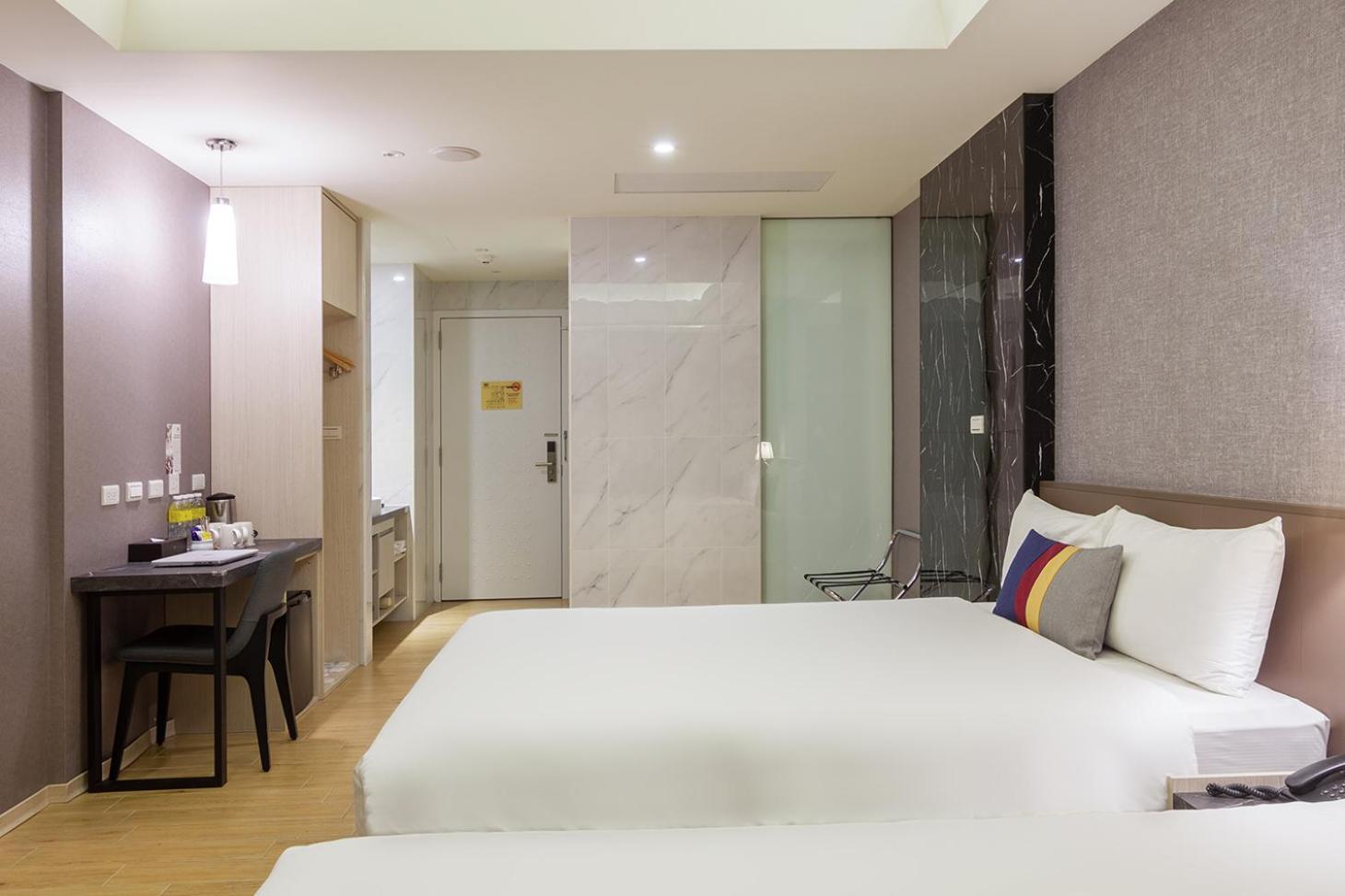 F HOTEL Luzhou Taipei Extérieur photo