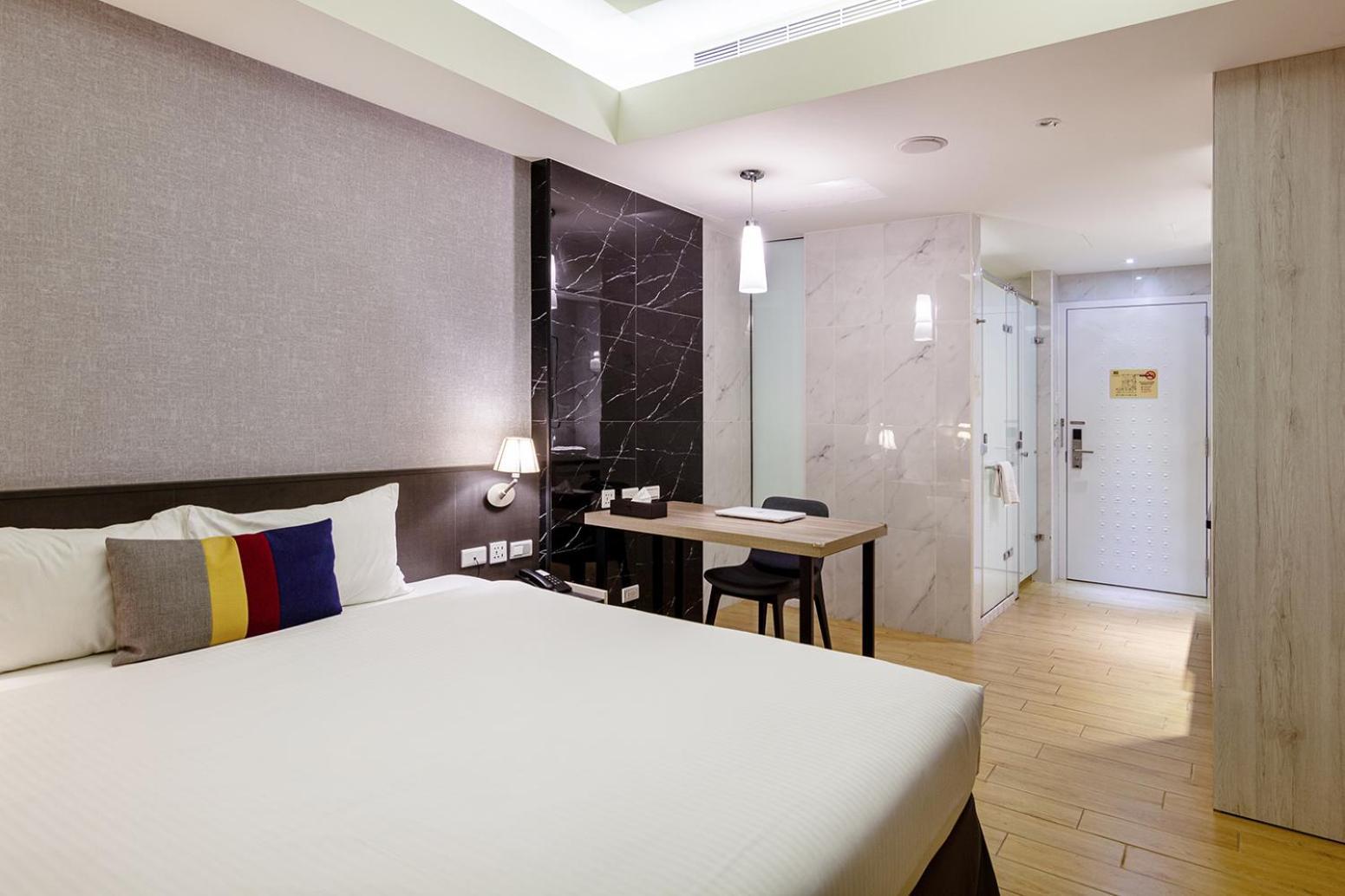 F HOTEL Luzhou Taipei Extérieur photo
