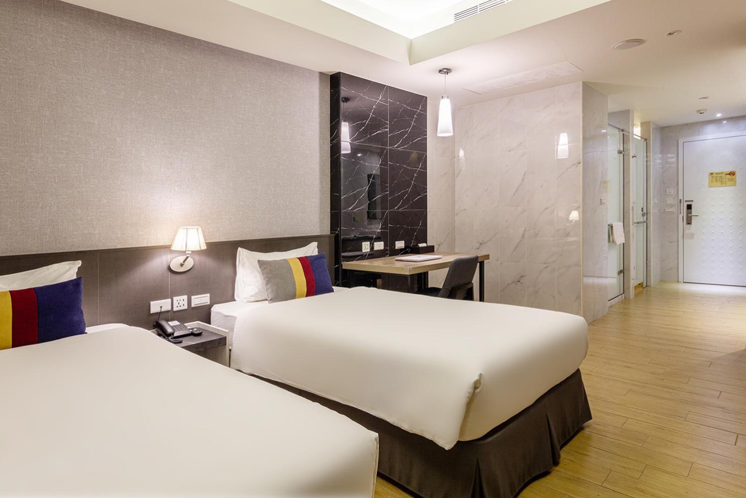 F HOTEL Luzhou Taipei Extérieur photo