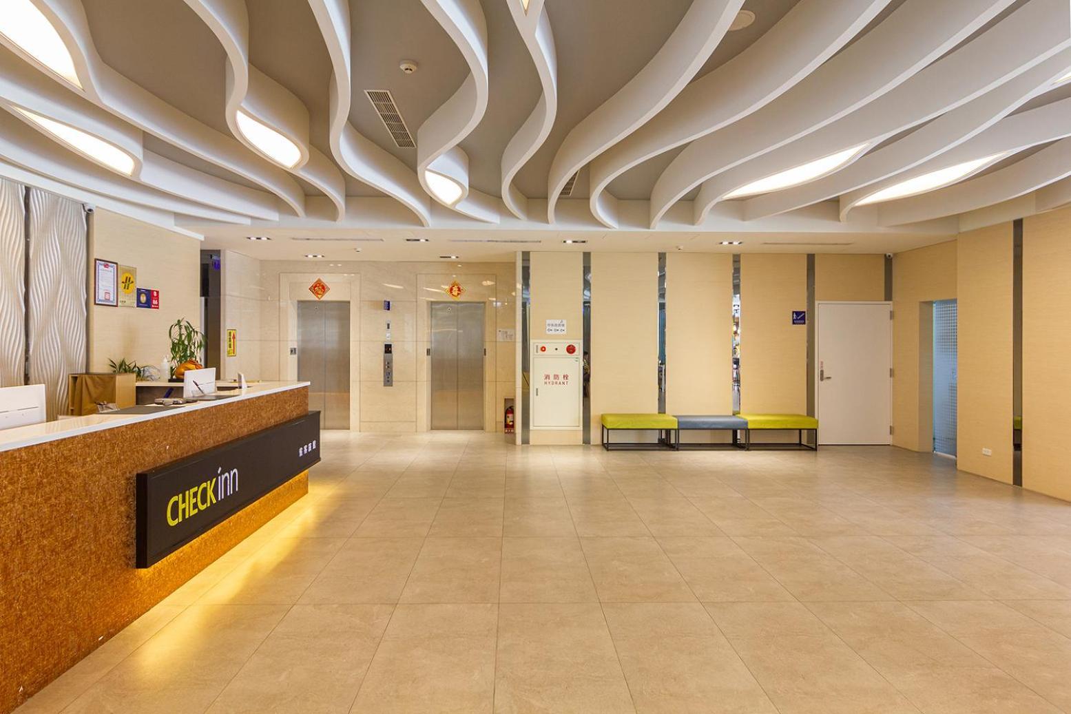 F HOTEL Luzhou Taipei Extérieur photo